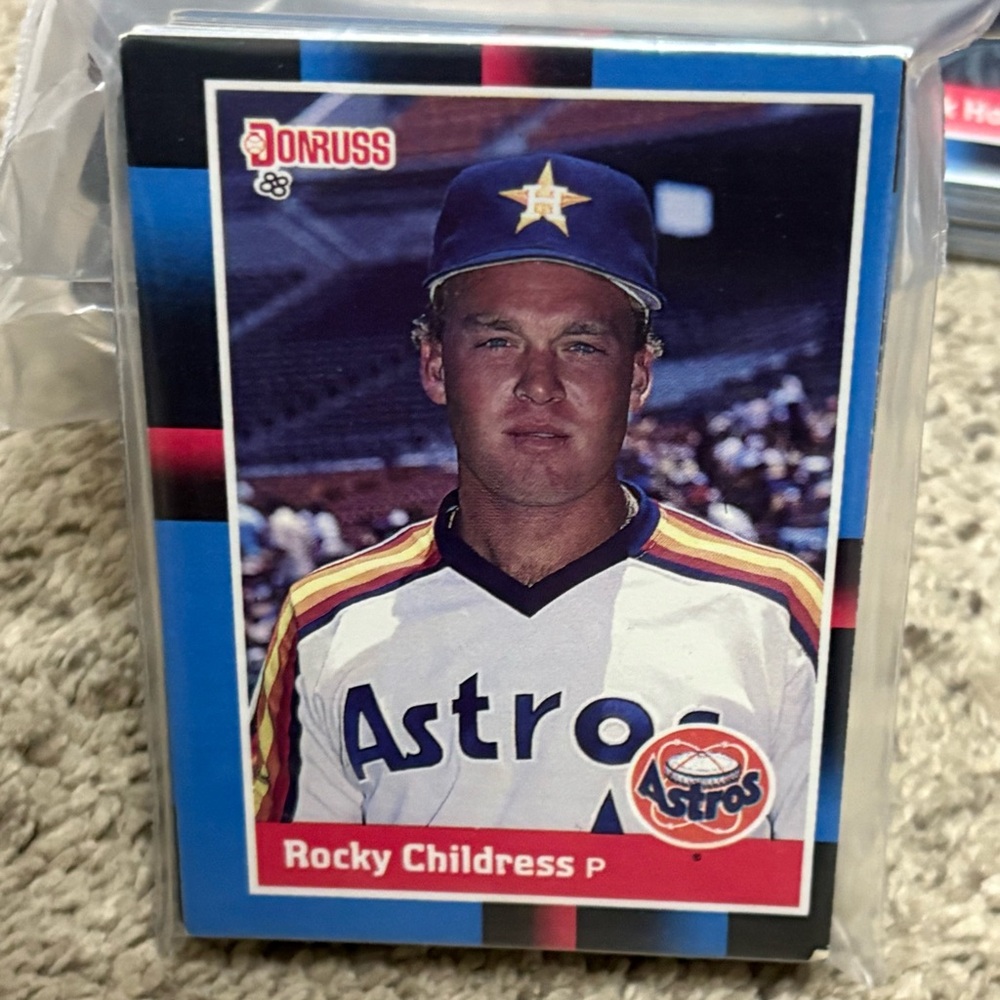 Vintage. Lot of 30 Donruss Baseball Cards 1988 mint or near mint condition.